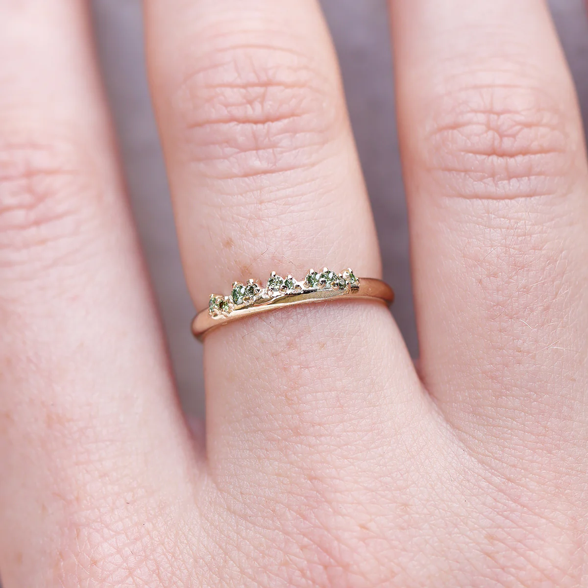 Amara Ring | green diamonds - Image 2