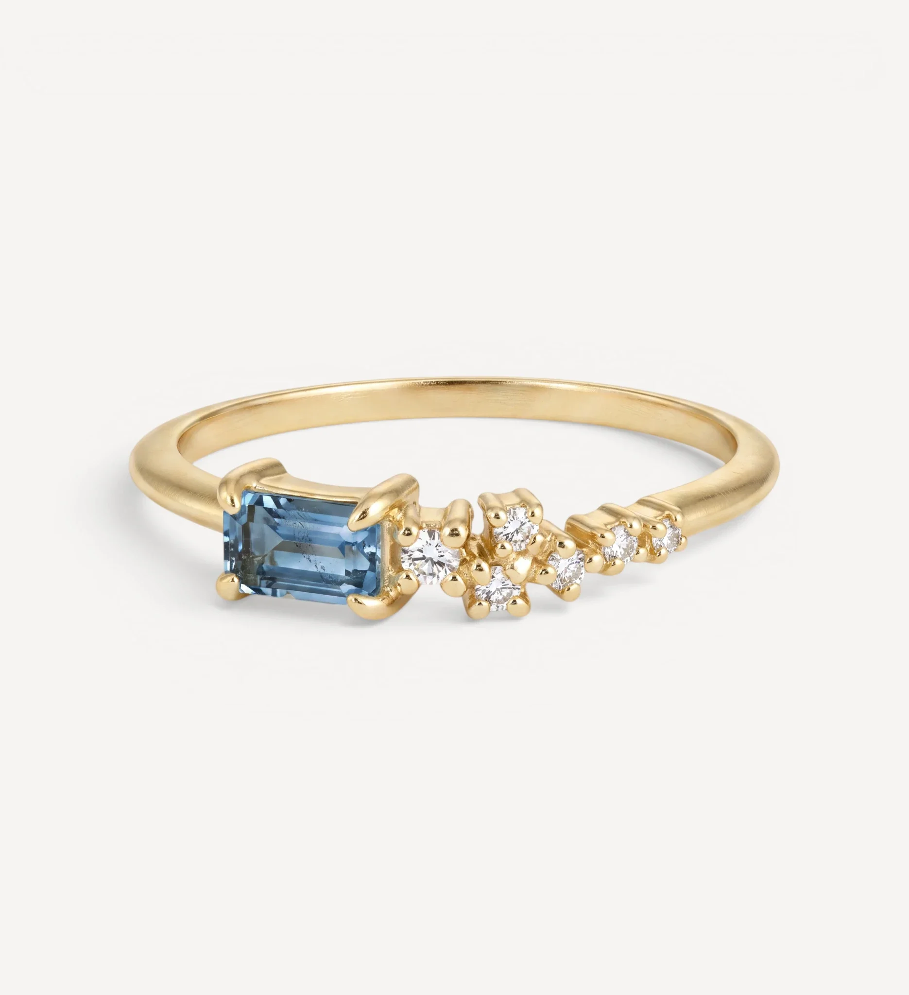 Efina ring | blue sapphire