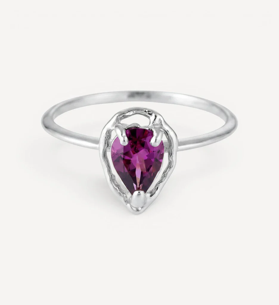 Livia | garnet - Image 5