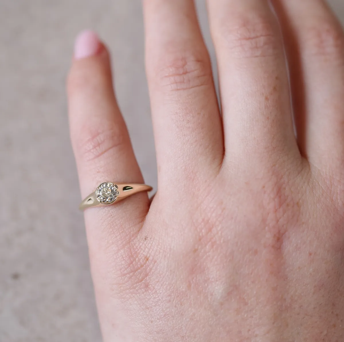 Luetta Signet Ring | 0.50ct Round Diamond - Image 4