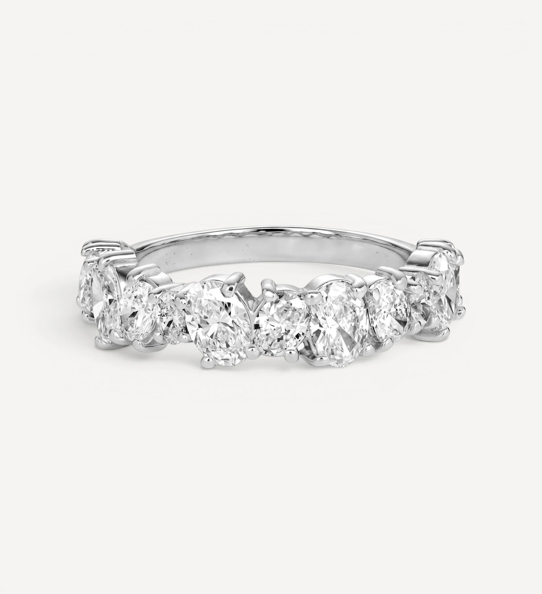 Oval Cluster Eternity ring | diamond - Image 5