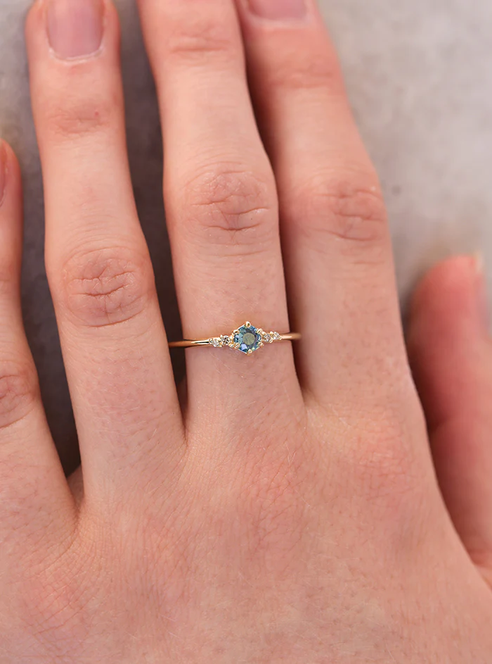 Thea | blue sapphire & diamonds - Image 2