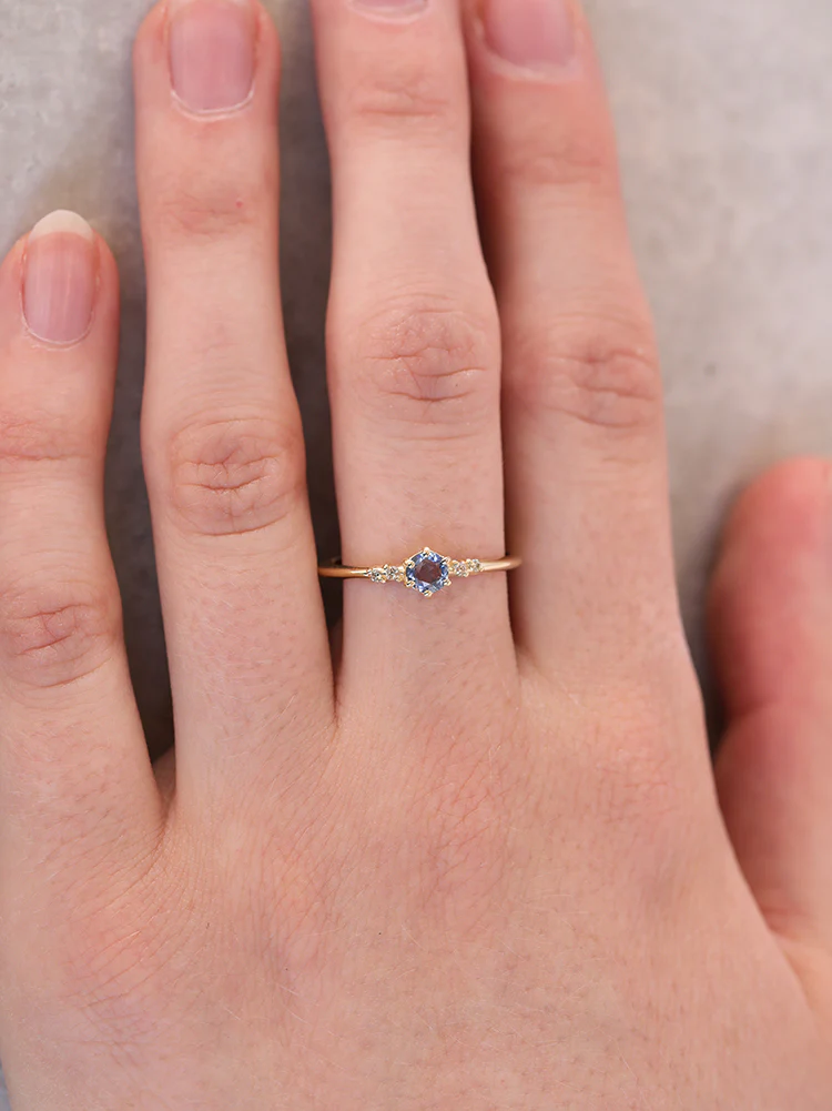 Thea | blue sapphire & diamonds - Image 8
